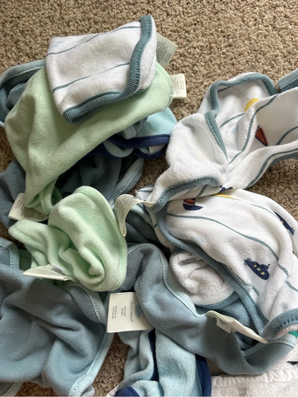 Cloud Island Pillowfort Set Of 5 Baby Towels And Washcloths Dog Elephant Boats